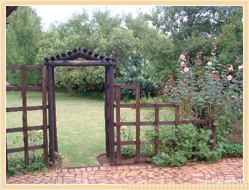 Woodpecker 3 - BedandBreakfast.co.za Woodpecker 3 - bedandbreakfast