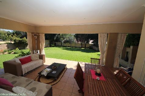 The Munday 8 - BedandBreakfast.co.za The Munday 8 - bedandbreakfast