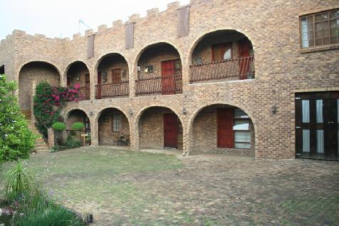 Bastille de Blignaut 5 - BedandBreakfast.co.za Bastille de Blignaut 5 - bedandbreakfast